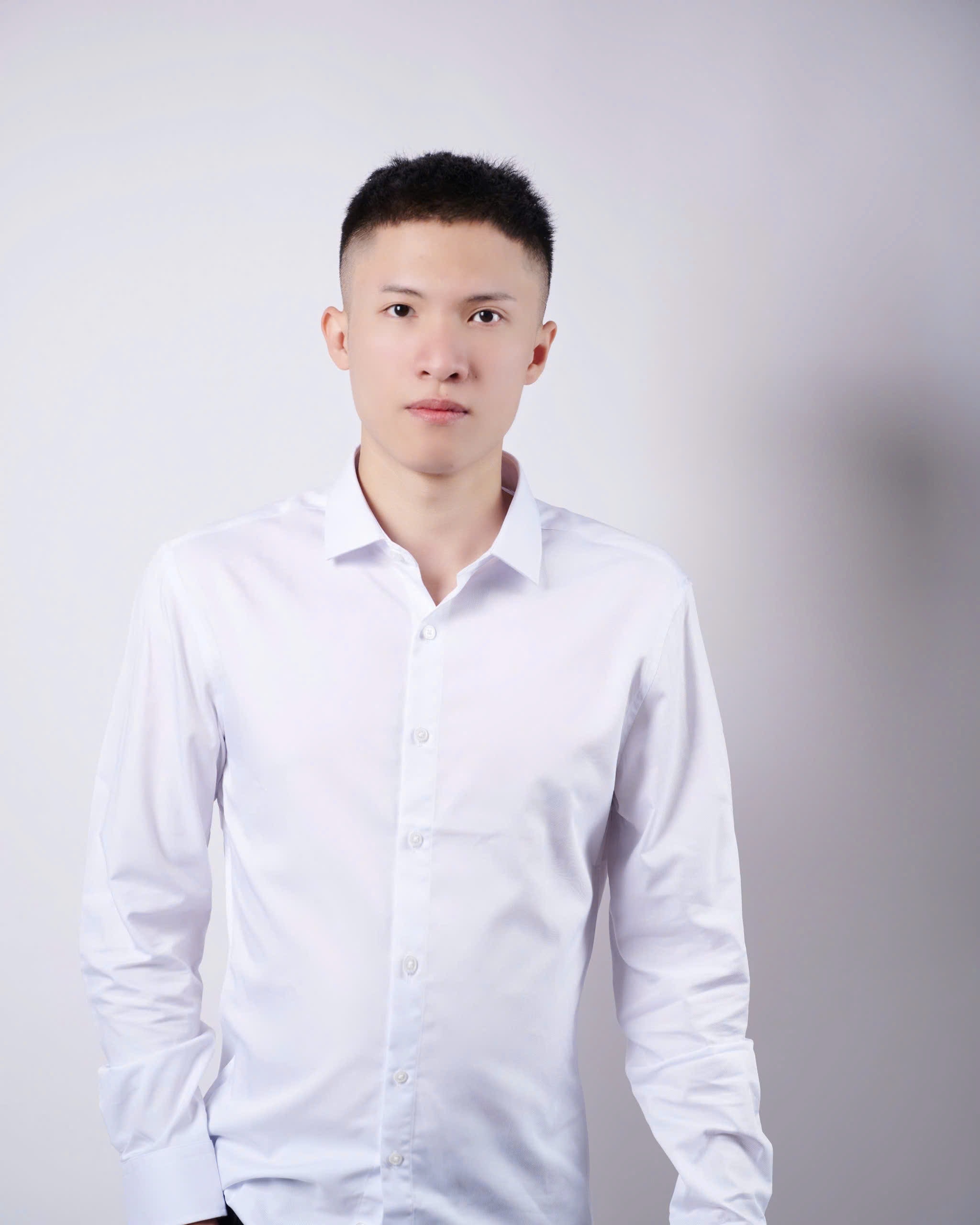 Ảnh giảng viên NGUYỄN KHẮC THỊNH